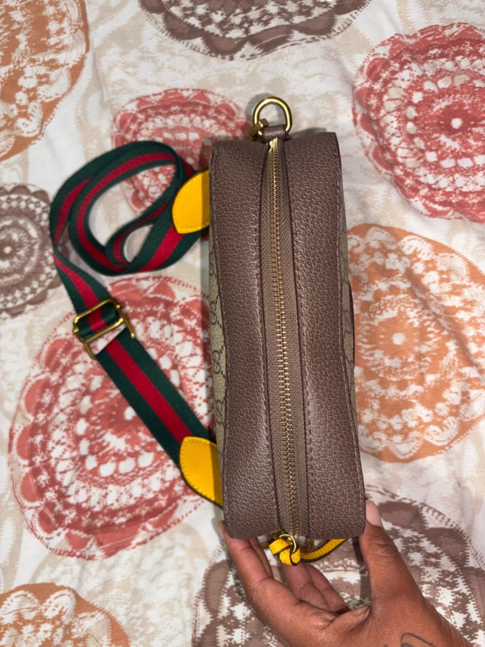 Gucci Beige GG Canvas Crossbody with Green-Red Web and Yellow Accents - Picture 6 of 6